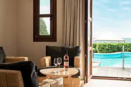 Aldemar Royal Mare - 85