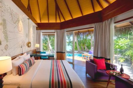 Mercure Maldives Kooddoo Resort - 43