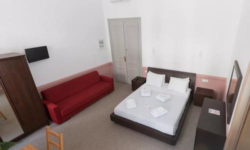 Douskos Guesthouse - 79