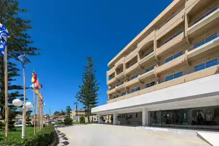 Sun Beach Resort - 0