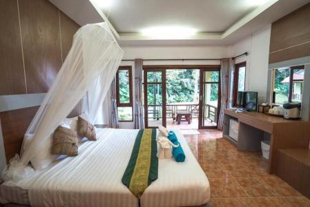 Tonsai Bay - 59