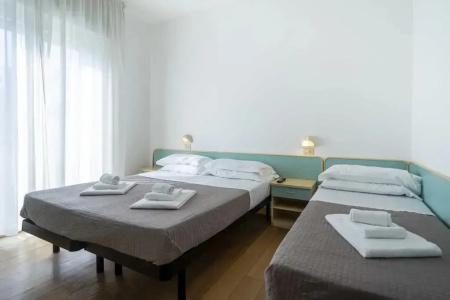 Bianca Vela - 39