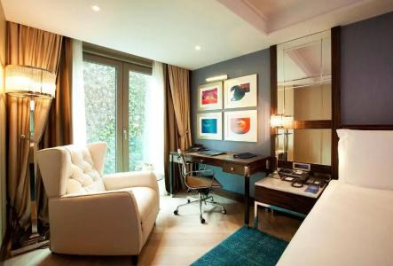 Radisson Blu Istanbul Pera - 40