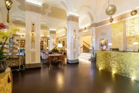 Bernini Palace - 1
