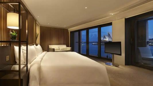 Park Hyatt - 63