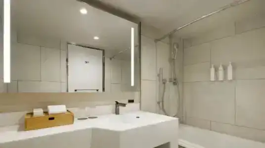 Courtyard by Marriott Tokyo Ginza - 37
