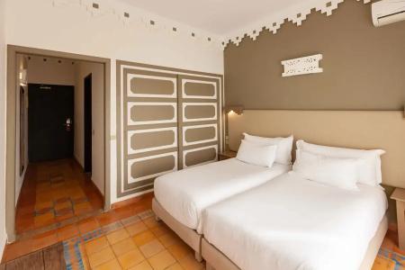 Borjs Suites & Spa - 24