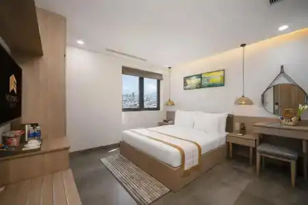 Nguyen Gia - 10