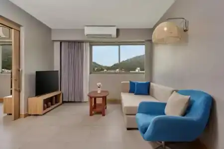 Oakwood Journeyhub Phuket - Sha Extra Plus - 49