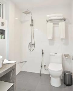 Bliss Dhigurah - 58