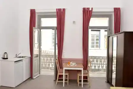 Douskos Guesthouse - 88