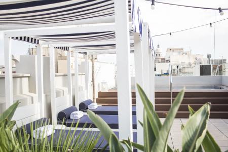 Midmost by Majestic Hotel Group - 26