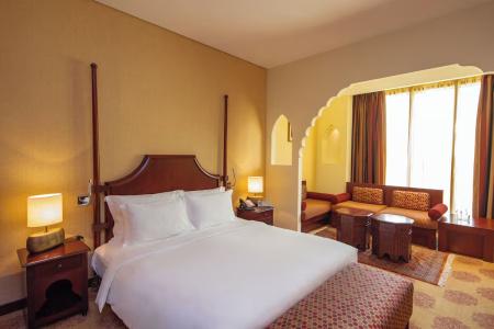 Radisson Blu - 48