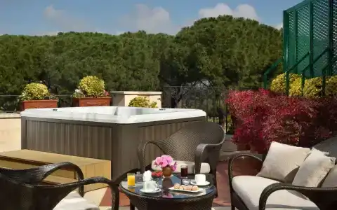 Splendide Royal - Small Luxury Hotels of the World - 88