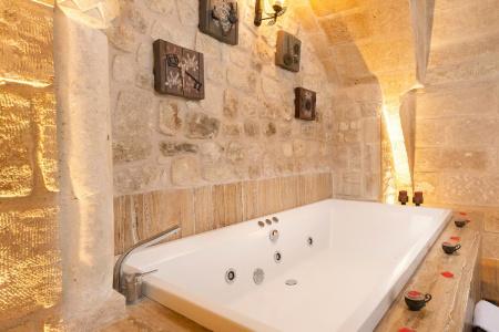 Elysion Cave Suites - 46