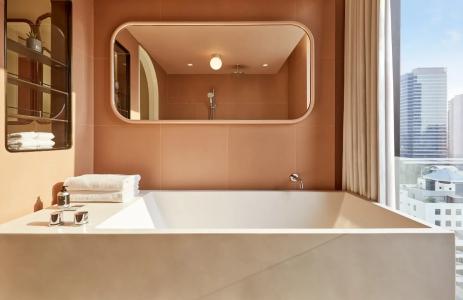 The Standard, Bangkok Mahanakhon - 74