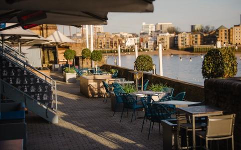 DoubleTree by Hilton London – Docklands Riverside - 37