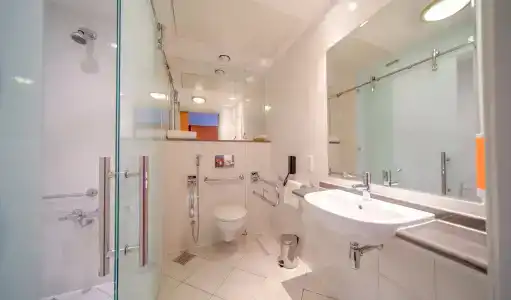 Premier Inn Dubai Silicon Oasis - 30