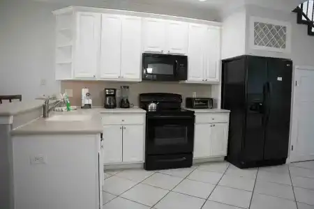 Parc Corniche Condominium Suites - 89