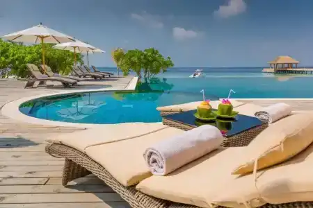 Kudafushi Resort & Spa - 20