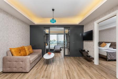 Elite Luxury Suite & Spa - 5