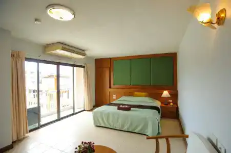 Diamond City Place - 46