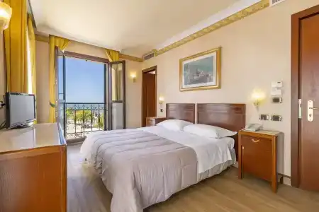 Panorama - 28