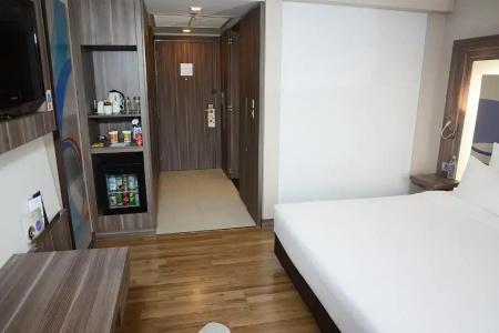 Novotel Bangkok Impact - 13