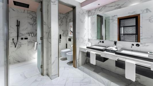 Hyatt Centric Jumeirah Dubai - 51