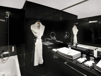 Mövenpick Casablanca - 52