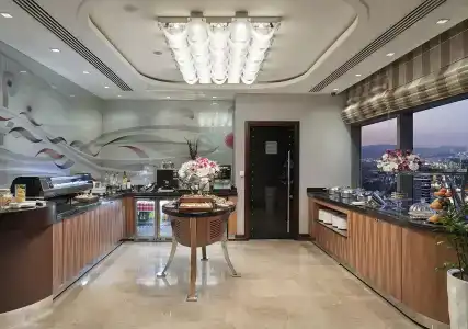 Hilton Bursa Convention Center & Spa - 10