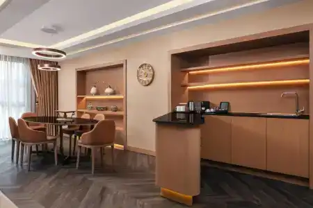 Sheraton Istanbul City Center - 18