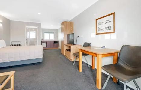 Tower Lodge - 66