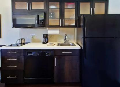 Sonesta Simply Suites Charlotte University - 39