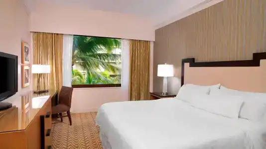 Moana Surfrider, A Westin Resort & Spa, Waikiki Beach - 38