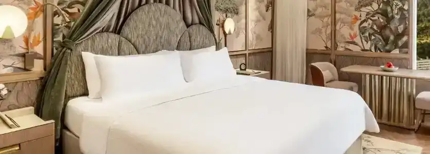 Island Shangri-La - 77