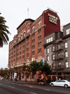 Harbor Court - 20