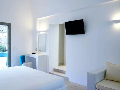 Aurora Luxury Suites - 64