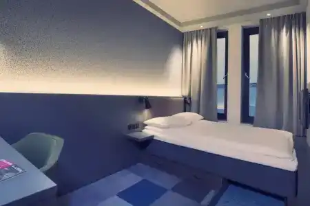 Comfort Xpress Central Station - 27