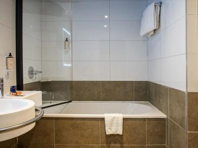 Mercure Carcassonne Porte De La Cité - 67