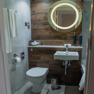 DoubleTree by Hilton London – Docklands Riverside - 20