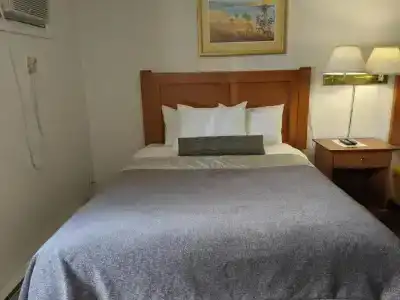 The Vista Inn - 36