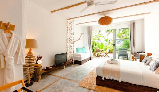Bliss Praslin - 15