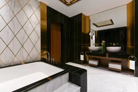 The Ritz-Carlton, - 100