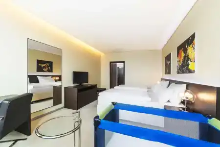 Nh Bratislava Gate One - 77