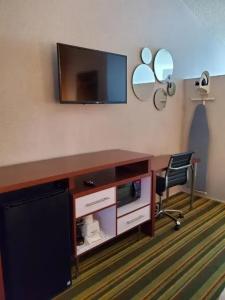 Howard Johnson by Wyndham Phoenix Airport/Downtown Area - 39