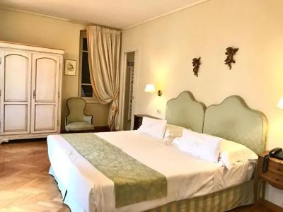 La Vittoria Boutique - 2