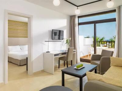 H10 Suites Lanzarote Gardens - 40