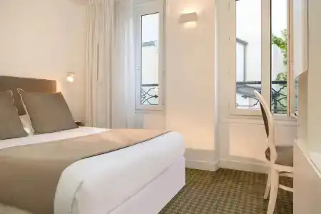 Hôtel Mistral - 37