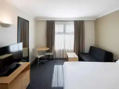 Travelodge Martin Place - 17